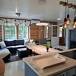 Vaelituvan Lomamoekit Chalet Punkaharju