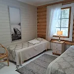 Vaelituvan Lomamoekit Chalet
