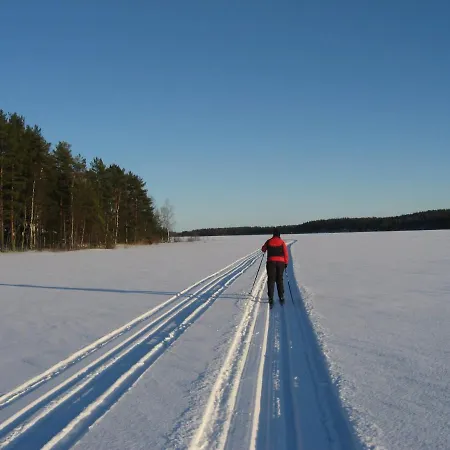 Vaelituvan Lomamoekit * Hiukkajoki