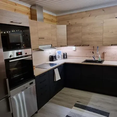 Vaelituvan Lomamoekit Chalet Hiukkajoki