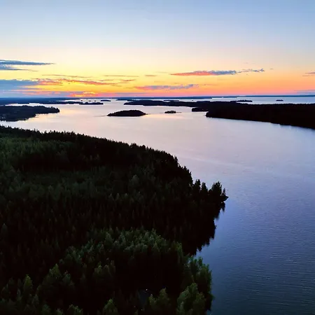 シャレー Vaelituvan Lomamoekit