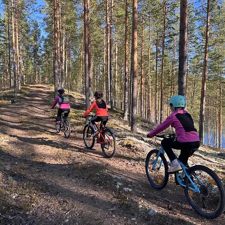 Vaelituvan Lomamoekit *