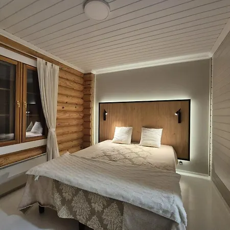 Vaelituvan Lomamoekit شاليه *